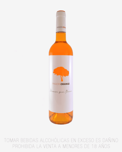 Botella de vino Pasion Orange Macabeo de color naranja.